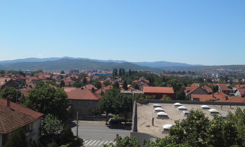 Studio Ema Nisz Zewnętrze zdjęcie