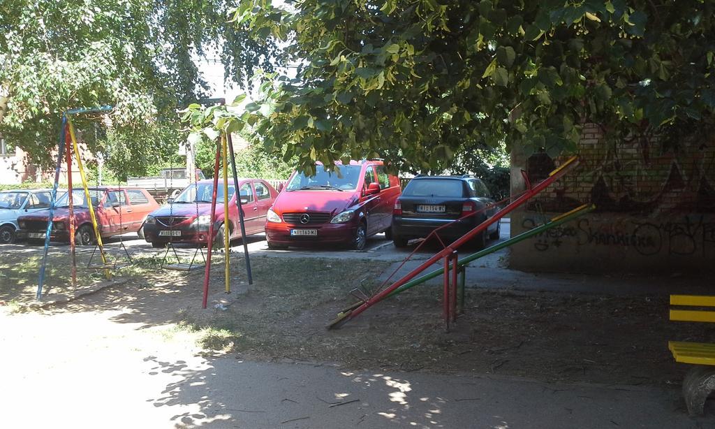 Studio Ema Nisz Zewnętrze zdjęcie